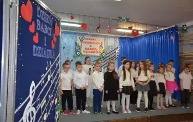 Zimowe muzykowanie z Babcia i Dziadkiem 12