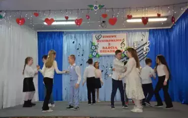 Zimowe muzykowanie z Babcia i Dziadkiem 18