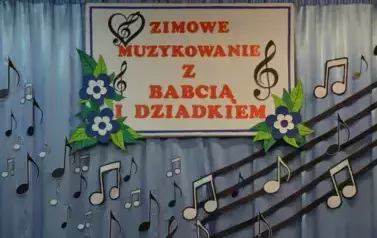 Zimowe muzykowanie z Babcia i Dziadkiem 57
