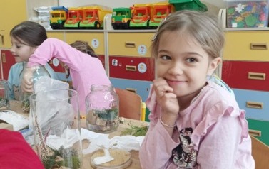 &bdquo;Las w słoiku&rdquo;- warsztaty florystyczne  w przedszkolu 23