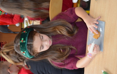 Warsztaty Bożonarodzeniowe i Mikołajki w przedszkolu 22