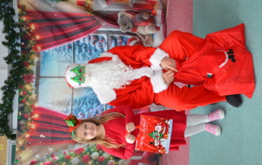 Warsztaty Bożonarodzeniowe i Mikołajki w przedszkolu 43