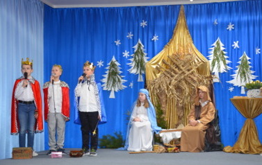 Magia Świąt w naszej szkole - szkolne jasełka pełne wzruszeń. 44