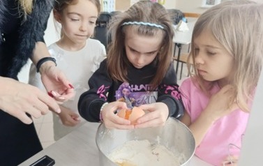 Warsztaty kulinarne-gofry w przedszkolu 16