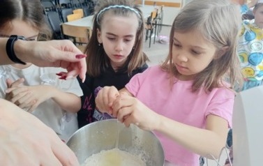 Warsztaty kulinarne-gofry w przedszkolu 18