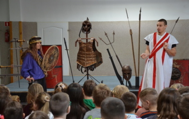 &bdquo;Rzymskie imperium i tradycje antyku&rdquo;- pokaz historyczny. 6