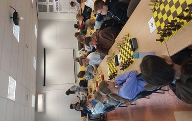  Sukces naszych uczni&oacute;w w XI Turnieju Szachowym kl. V-VII organizowany przez MSCDN w Ostrołęce. 2