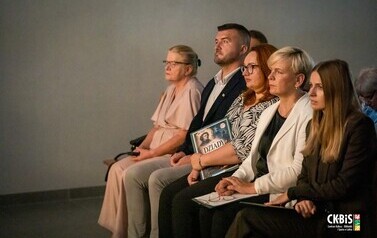 Klasa VIII w świecie &bdquo;Dziad&oacute;w&rdquo; 23