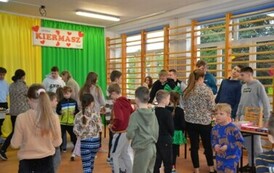 Wielkanocny kiermasz charytatywny 6