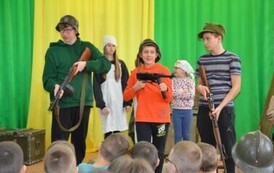 Niecodzienna lekcja historii, pokaz grupy &bdquo;Reconstrukto&rdquo;. 8