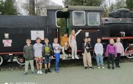 10 kwietnia 2024r. &ndash; Wycieczka uczni&oacute;w z klas 2 i 4 do Ostrołęki 17