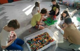 10 kwietnia 2024r. &ndash; Wycieczka uczni&oacute;w z klas 2 i 4 do Ostrołęki 18