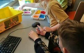 10 kwietnia 2024r. &ndash; Wycieczka uczni&oacute;w z klas 2 i 4 do Ostrołęki 20