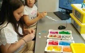 10 kwietnia 2024r. &ndash; Wycieczka uczni&oacute;w z klas 2 i 4 do Ostrołęki 31