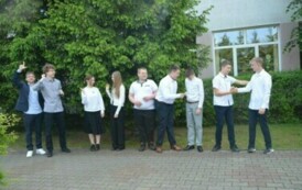 III dzień egzamin&oacute;w &oacute;smoklasisty - Język Angielski 8