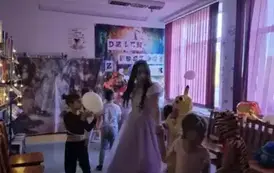 Dzień Postaci z Bajek w Bibliotece 2