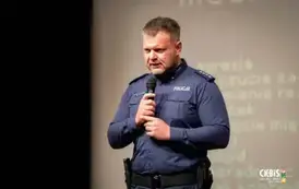 Podw&oacute;jne znaczenie hejtu i empatii&rdquo; &ndash;  spektakl profilaktyczny dla uczni&oacute;w klas VII&ndash;VIII 17