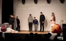 Podw&oacute;jne znaczenie hejtu i empatii&rdquo; &ndash;  spektakl profilaktyczny dla uczni&oacute;w klas VII&ndash;VIII 30