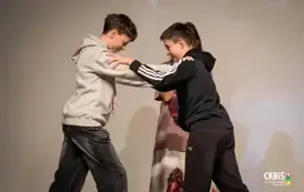 Podw&oacute;jne znaczenie hejtu i empatii&rdquo; &ndash;  spektakl profilaktyczny dla uczni&oacute;w klas VII&ndash;VIII 32