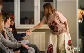 Podw&oacute;jne znaczenie hejtu i empatii&rdquo; &ndash;  spektakl profilaktyczny dla uczni&oacute;w klas VII&ndash;VIII 41