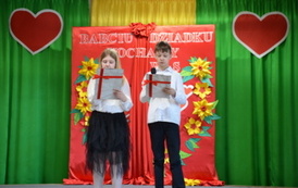 Dzień Babci i Dziadka- uroczysta akademia pełna wzruszeń 26