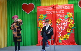 Dzień Babci i Dziadka- uroczysta akademia pełna wzruszeń 59