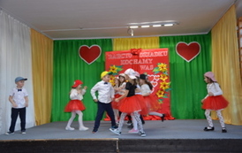 Dzień Babci i Dziadka- uroczysta akademia pełna wzruszeń 63