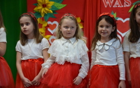 Dzień Babci i Dziadka- uroczysta akademia pełna wzruszeń 74