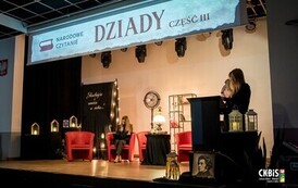 Klasa VIII w świecie &bdquo;Dziad&oacute;w&rdquo; 10