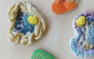 Serduszka z masy solnej- magnesy na Dzień Mamy i Taty 5