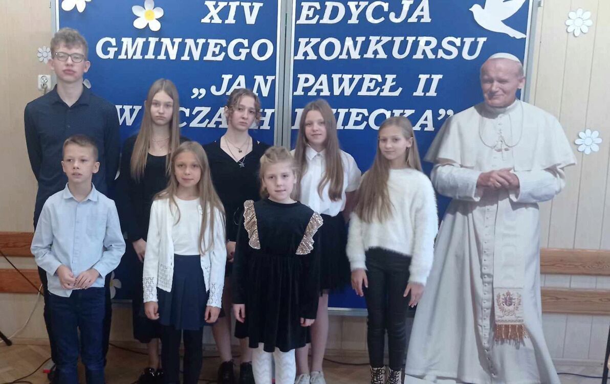 Zdjęcie do Konkurs "Jan Paweł II w oczach dziecka"
