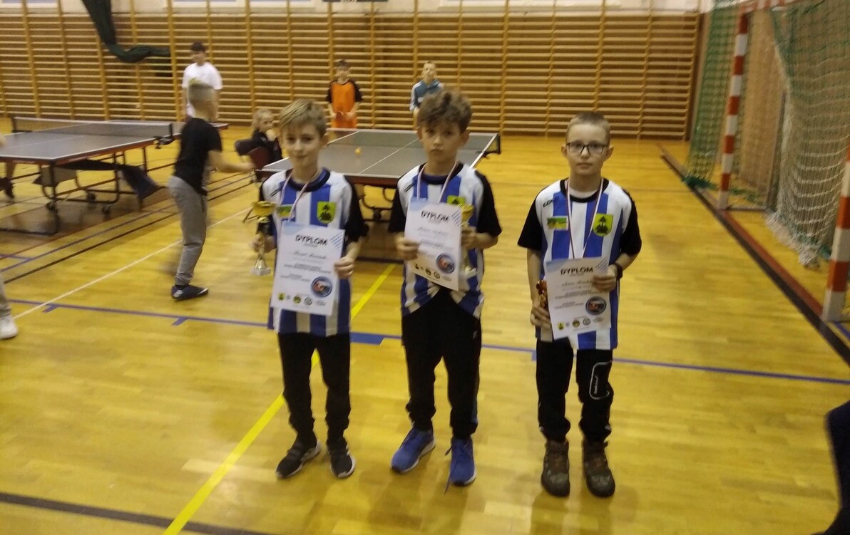 Zdjęcie do Tenis stołowy w Obierwi - finał gminy Lelis