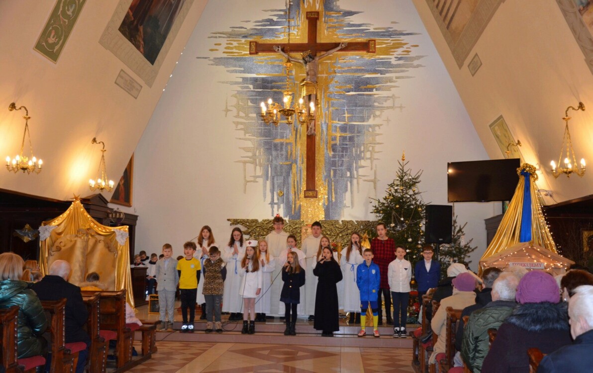 Zdjęcie do Jasełka w kościele w Łęgu Starościńskim