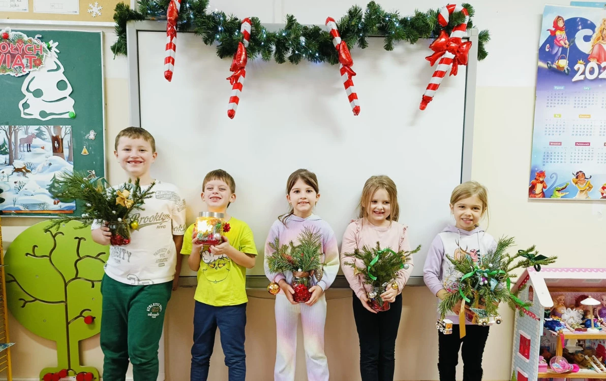 Zdjęcie do Warsztaty florystyczne- Stroiki świąteczne w przedszkolu