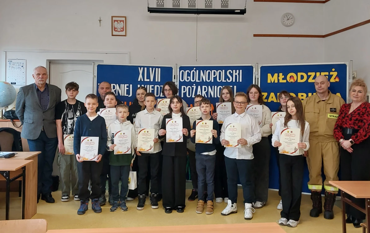 Zdjęcie do Eliminacje Gminne XLVII Og&oacute;lnopolskiego Turnieju Wiedzy Pożarniczej &bdquo;Młodzież Zapobiega Pożarom&rdquo; w Lelisie.